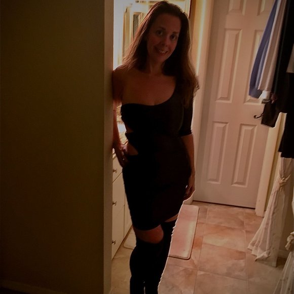 Meet your Posher, Kristin - Picture 2 of 2